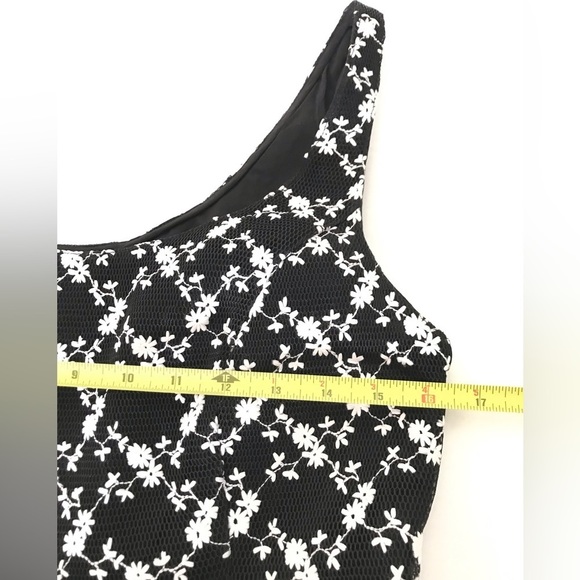 SB By Sachin & Babi | Floral Embroidered Black White Dress Size 8 Sleeveless - Picture 10 of 12